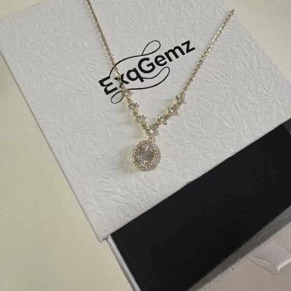 Golden Filigree Fantasy Diamonds Necklace - Image 2