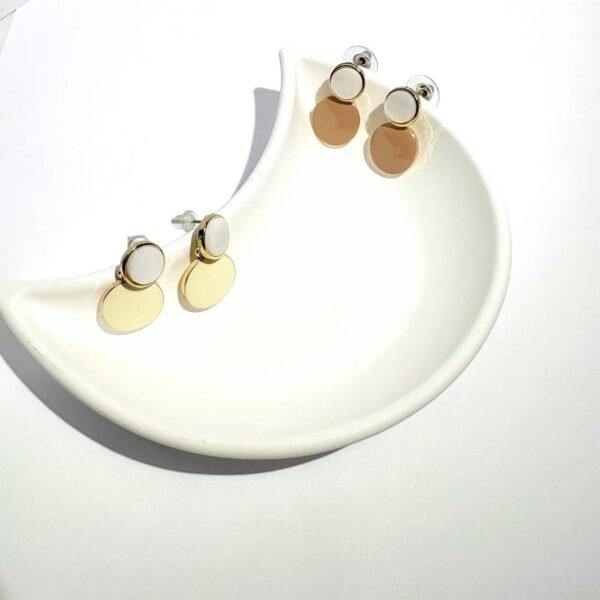 Gold-plated soft-around-finger earrings - Image 3